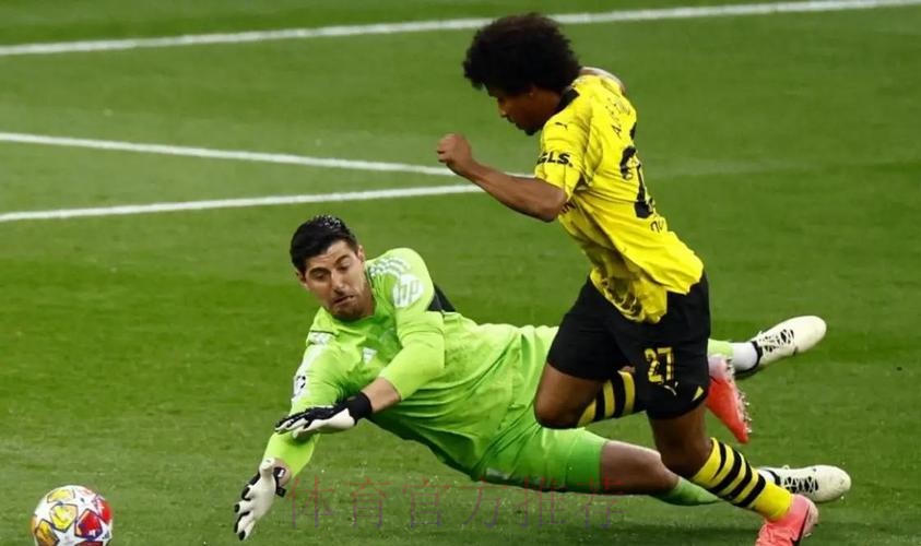 罗马诺：皇马准备敲定库尔图瓦续约 球员希望留队